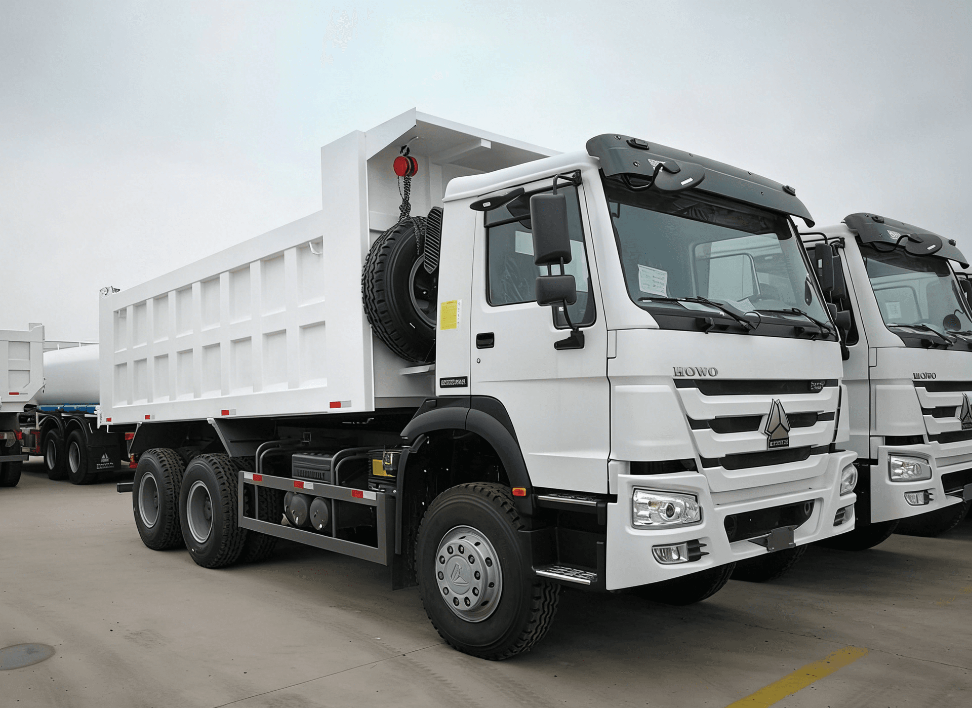 HOWO 6×4 dump truck