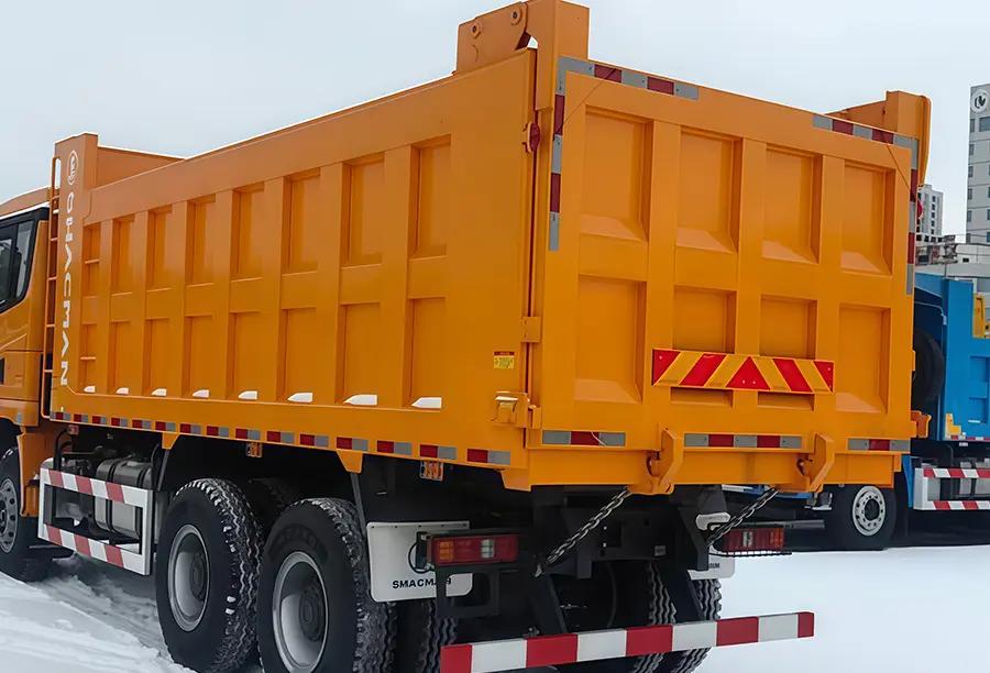 Shacman X3000 6X4 Dump Truck Square Bucket (2)