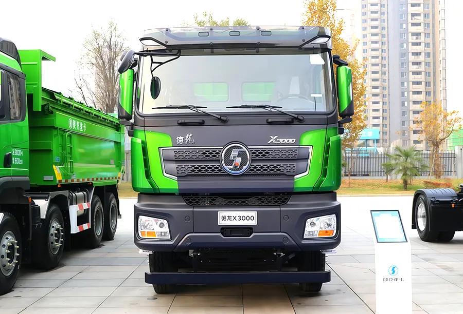 Shacman X3000 8×4 Dump Truck (2)